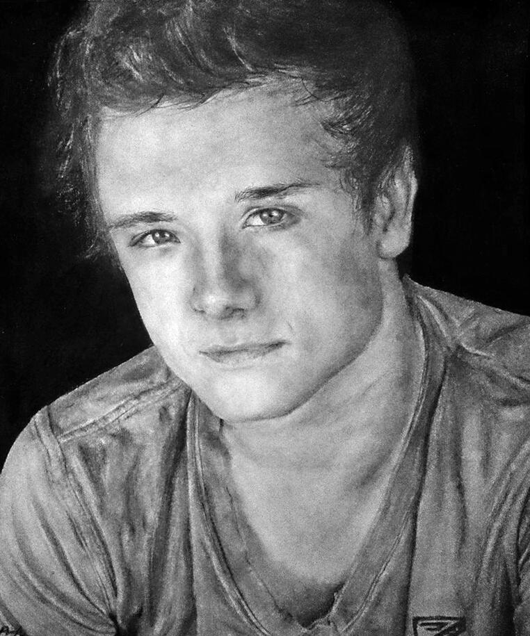 Josh Hutcherson, graphite, 03/22/14